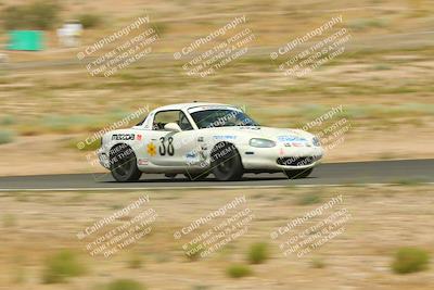 media/Jun-01-2025-CalClub SCCA (Sun) [[eae223c5dd]]/Group 5/Qualifying/